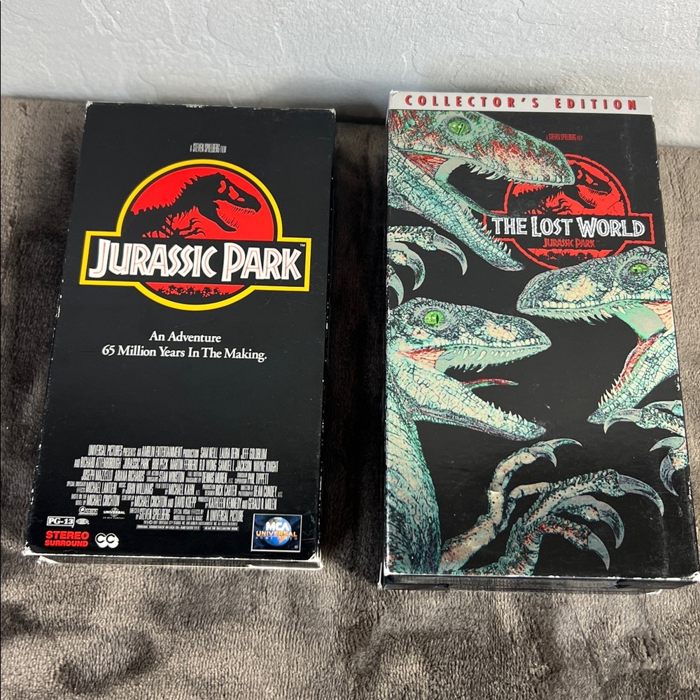 Jurassic Park and The Lost World Collector's Edition VHS Set vintage lot of 2